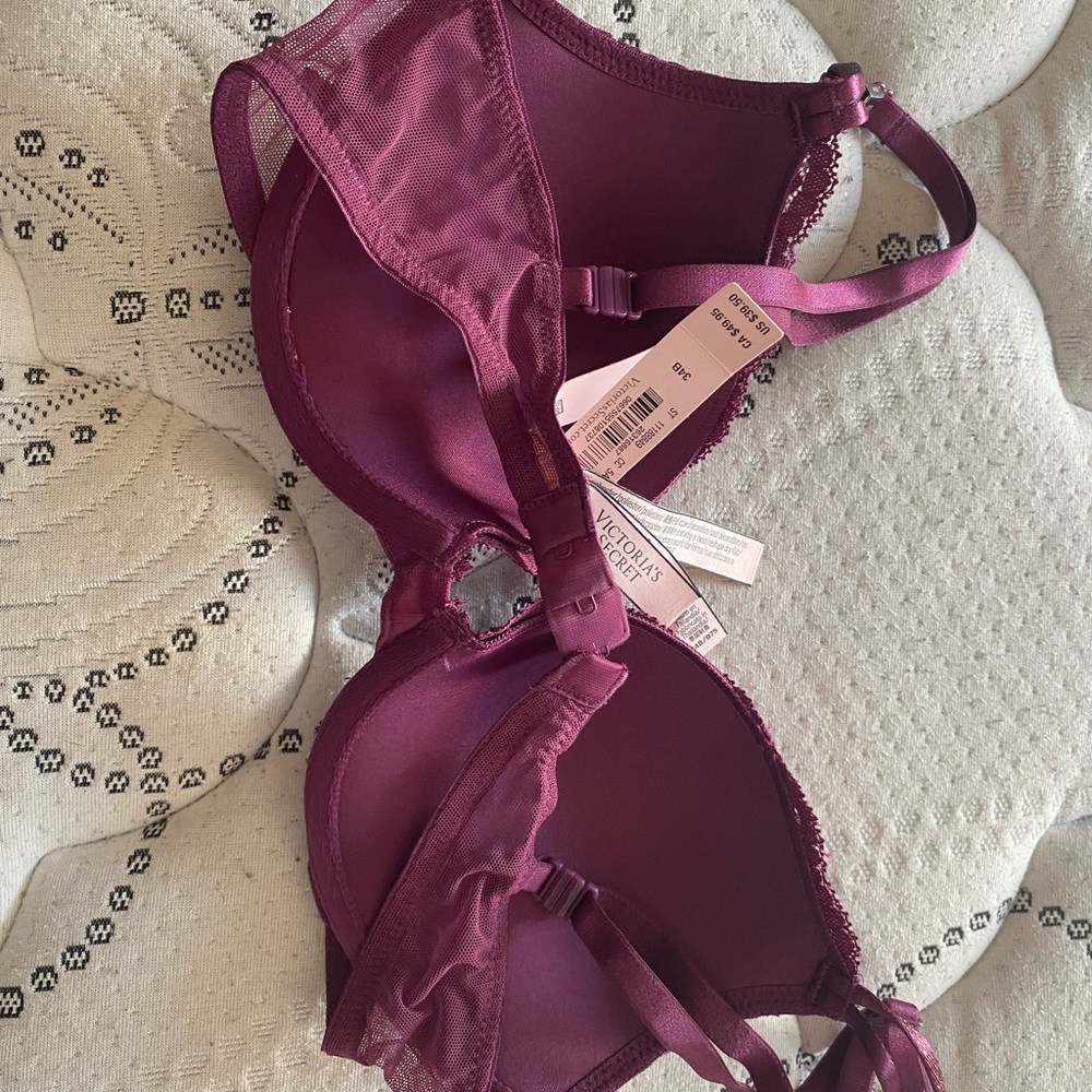 Victoria’s secret bra